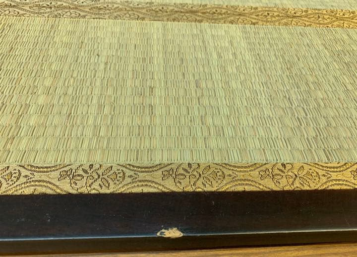 35号　高床飾台　木製手彫　かりん塗り　B