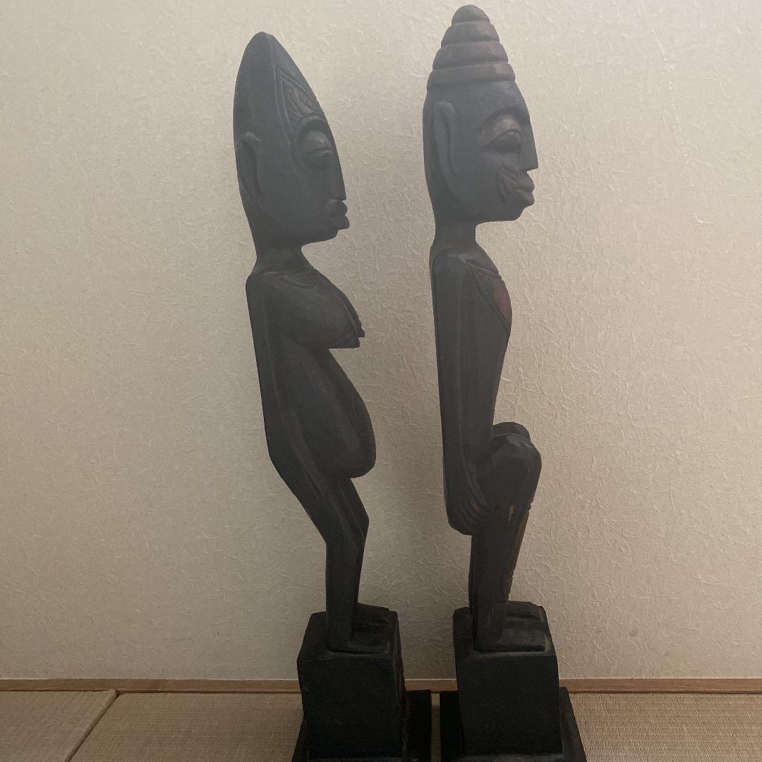 アジアン雑貨置物　木彫りプリミティブ人形男女ペア