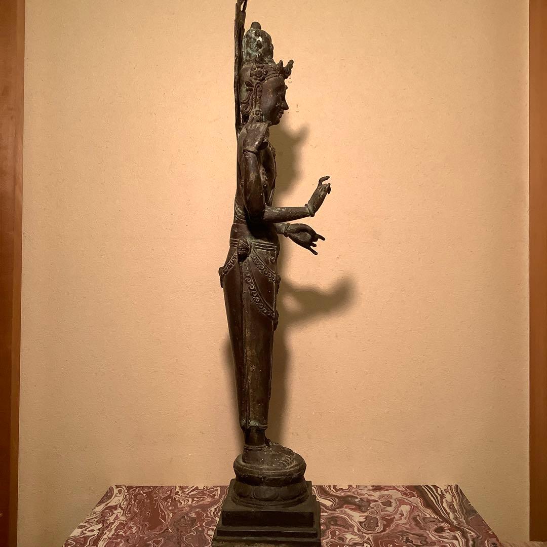 ガンダーラ仏「一面四臂菩薩」クシャーナ朝・マトゥラー美術・エローラ