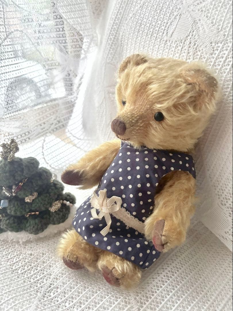ハンドメイドテディベア(ドイツ天然モヘア・ワンピース付き)全長22cm