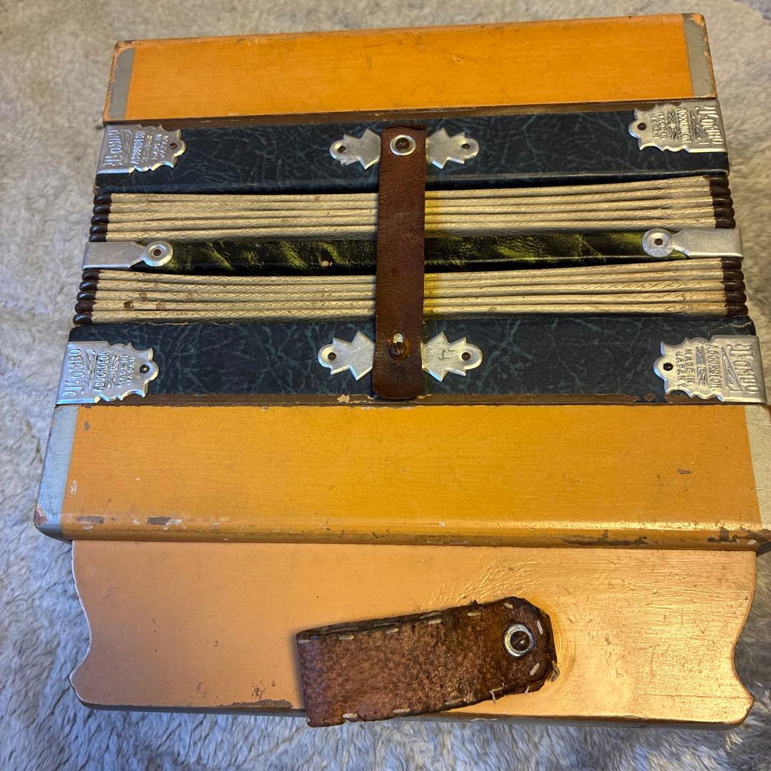 Gombits アコーディオン 10鍵 - メルカリ