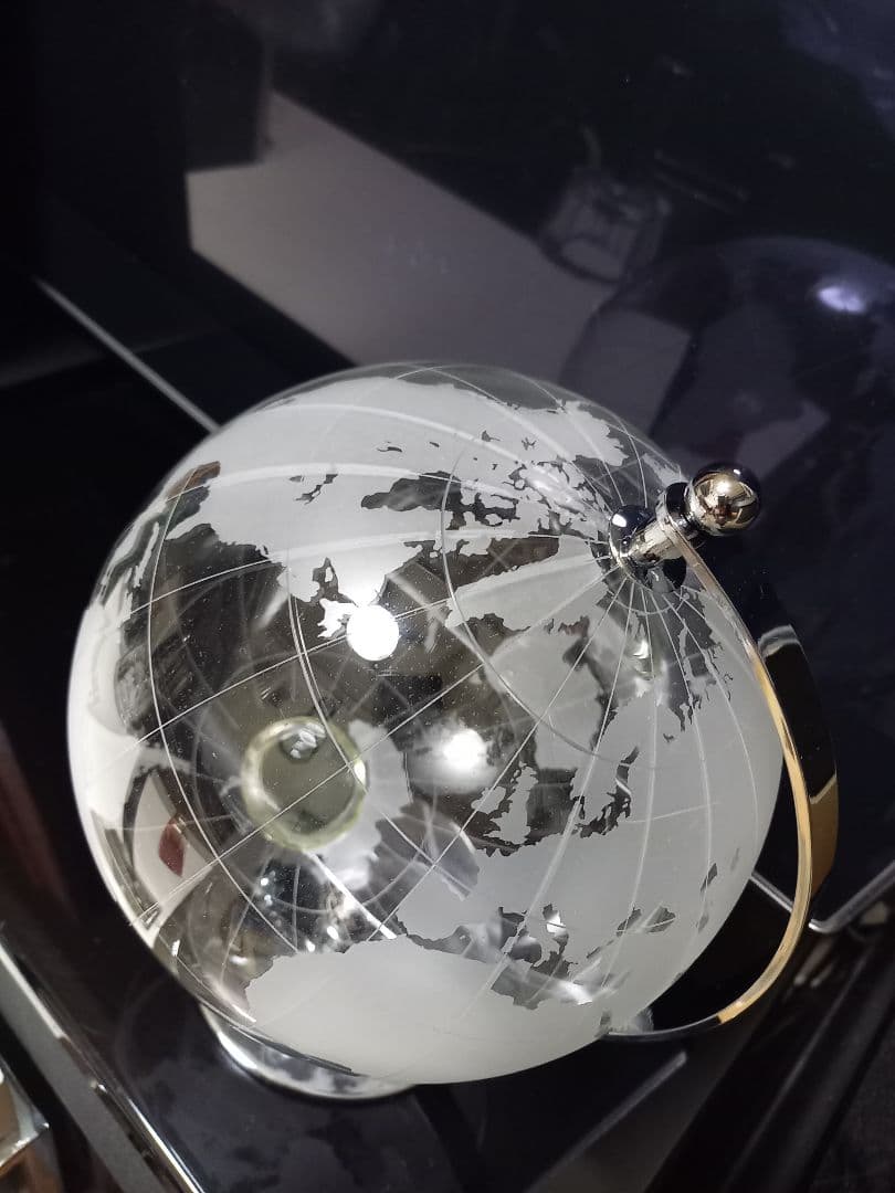 スペースエイジ　キネティック　スプートニク　クリスタル　メタルアート　グローブ