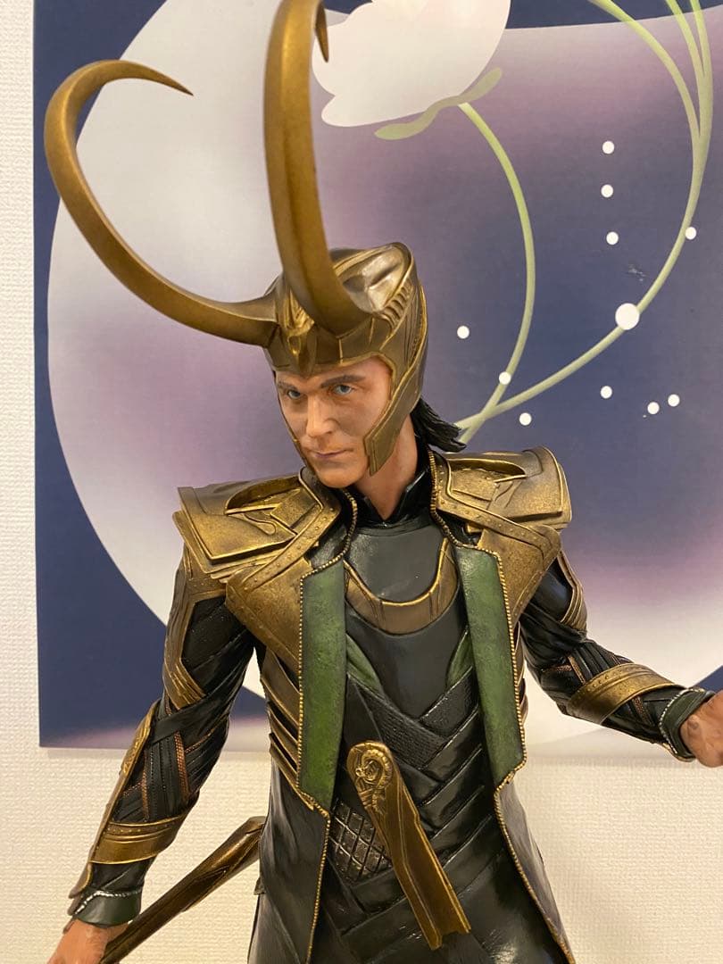Loki (ロキ) SIDESHOW フィギュア