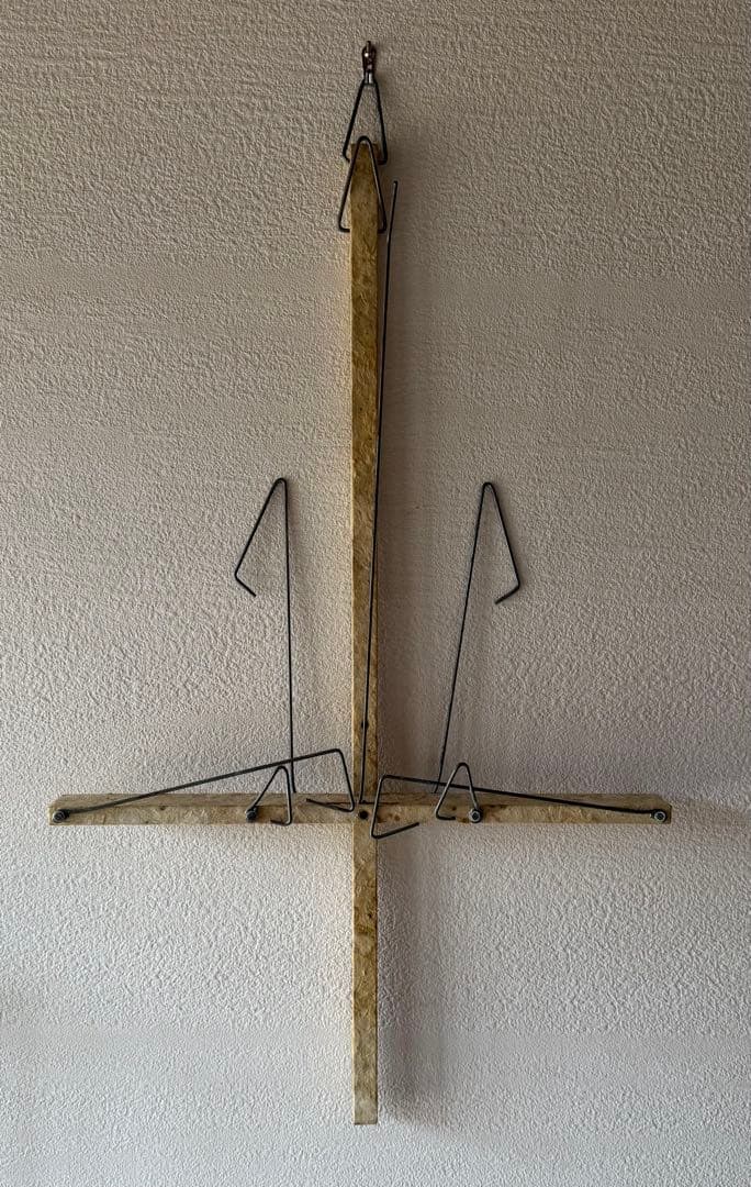 その他 chikuni book on the wall