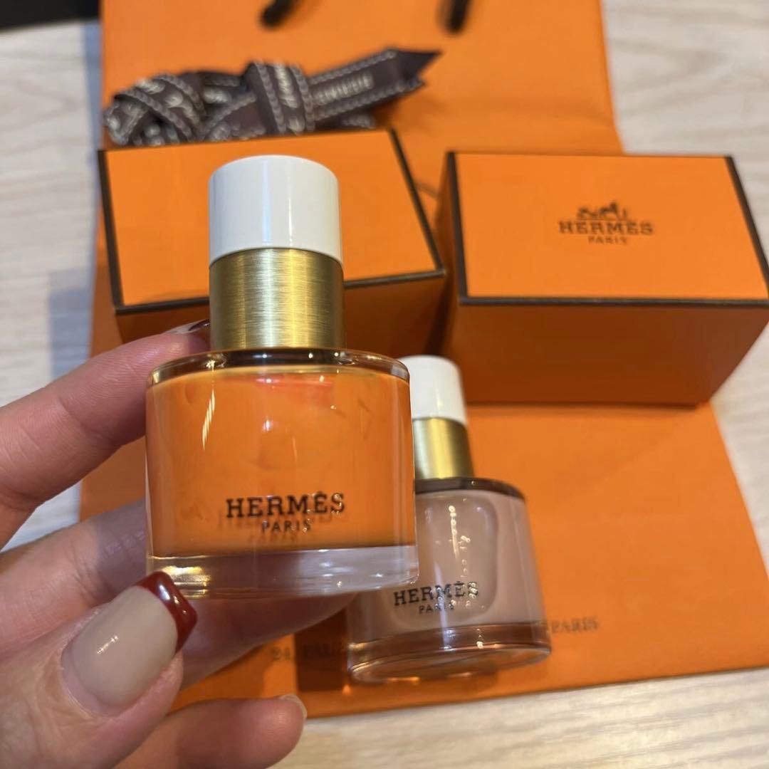 【SALE】HERMES ネイルカラー 2本セット