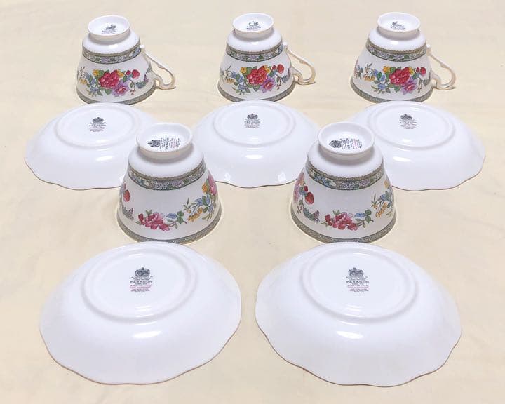 英国製　PARAGONパラゴン　カップ＆ソ－サ－5客　1963年ヴィンテージ希少