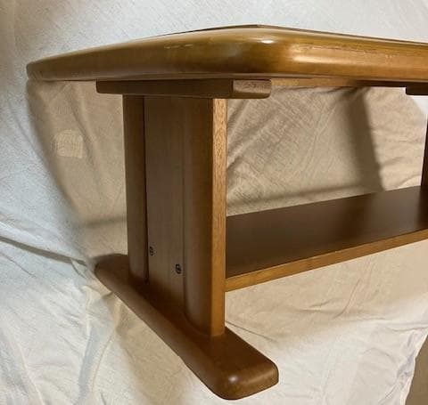 【美品・送料込】リビングテーブル ローテーブル 110x65x39cm 天然木