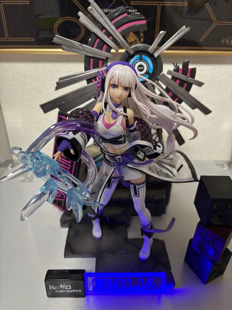 リゼロ　エミリア、ラム、レム　-Neon City Ver.-フィギュア