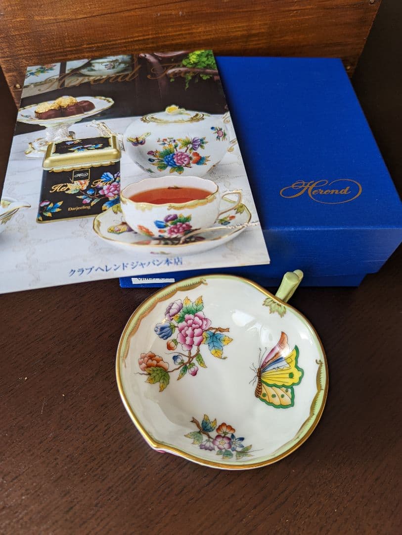 希少♡美品♡専用箱あり♡ヘレンドHerendビクトリアブーケ　ピーチディッシュ