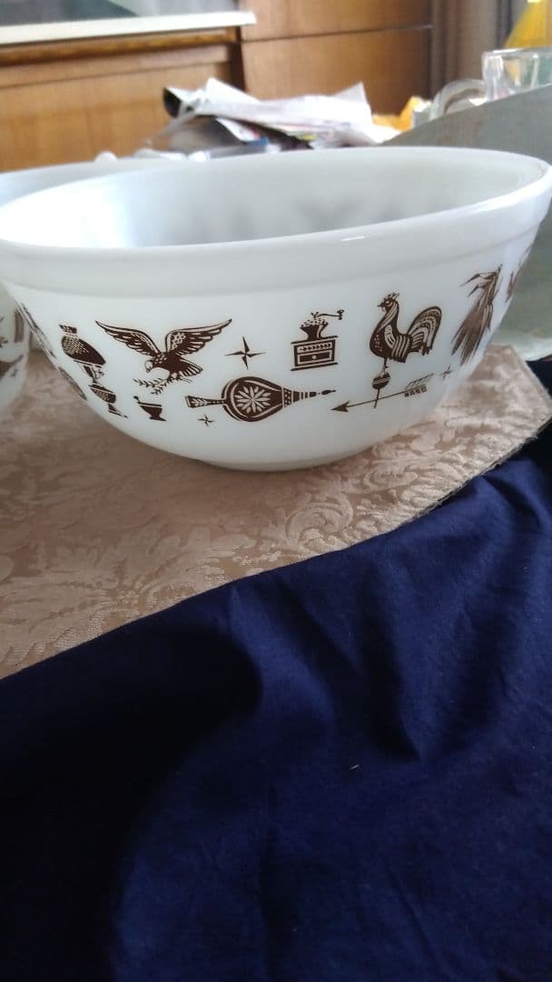 【美品】オールドパイレックスホワイトガラス製ボウル 3個セット