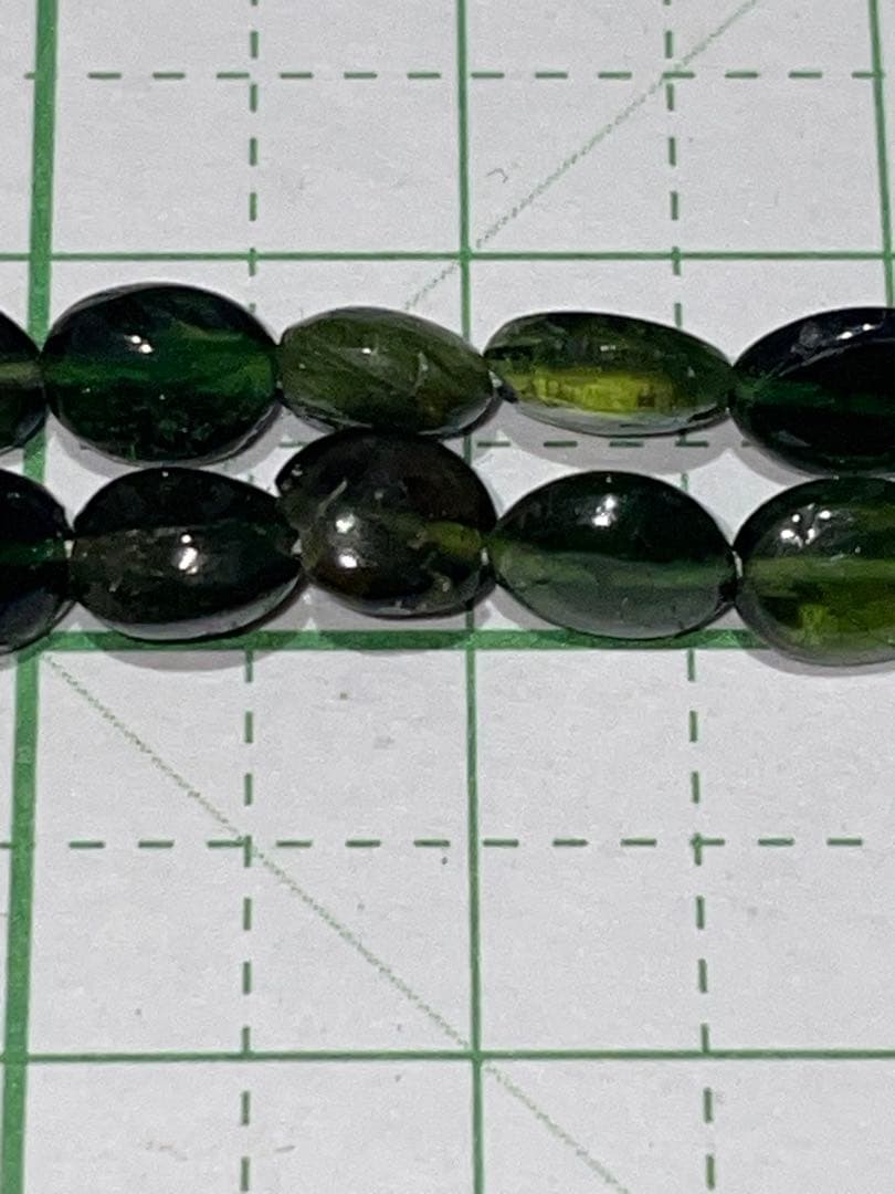 宝石質グリーントルマリン 大粒オーバル 21連セット(約39cm) 【高品質】