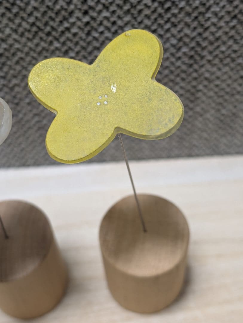 八木麻子さん　laying flower