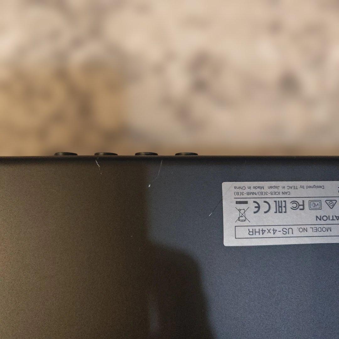 TASCAM US-4x4HR オーディオインターフェイス