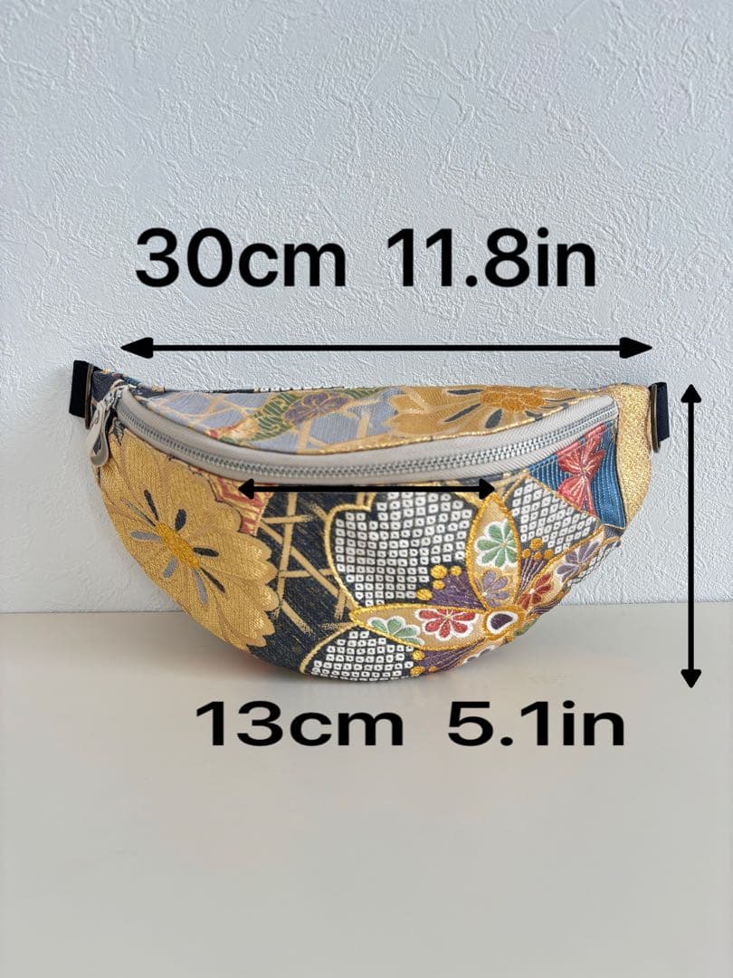 大菊と桜の帯リメイクバッグ　クロスボディバッグ　スリングバッグ