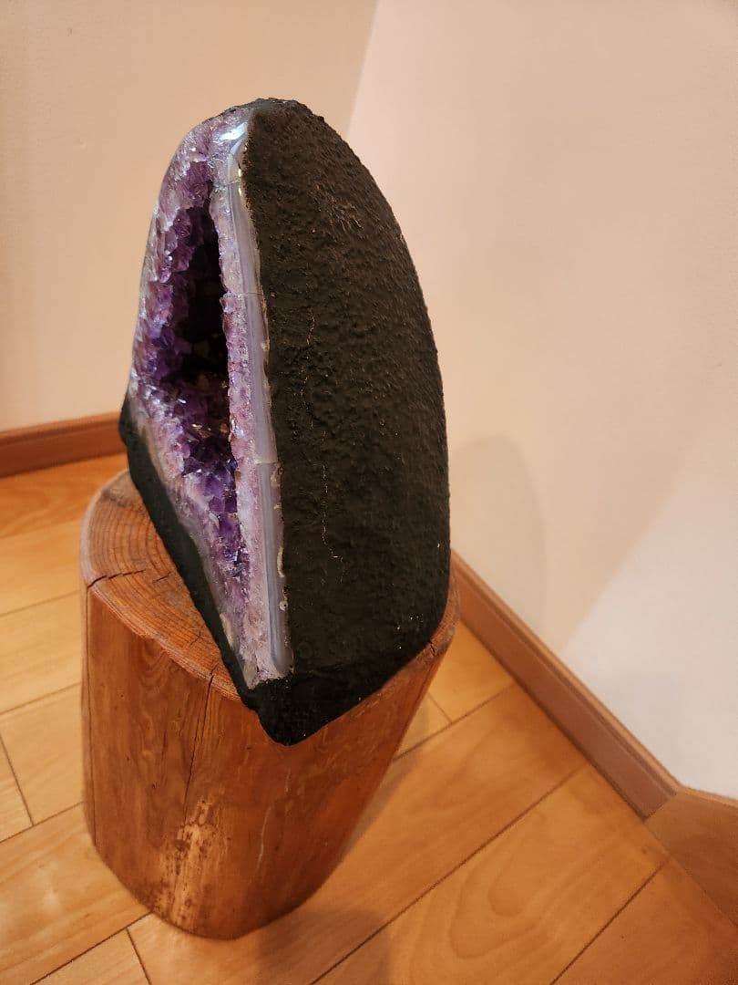 アメジスト三角形インテリアオブジェ