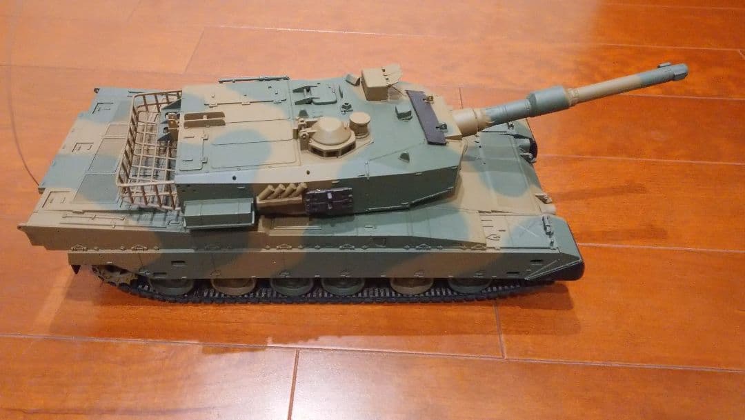 RCバトルタンク TYPE 90 1/24スケール