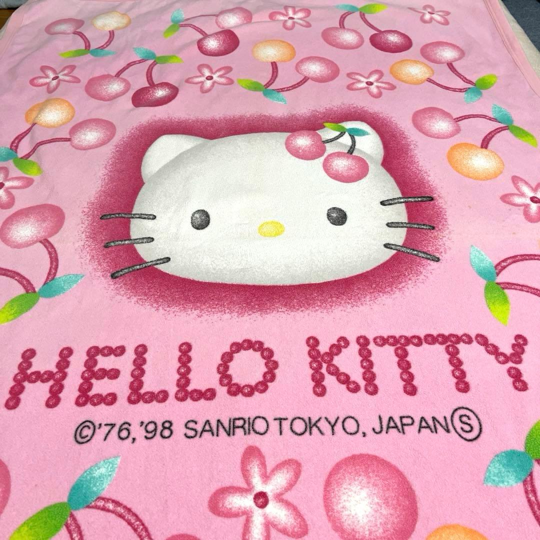 ハローキティ　平成レトロ　毛布　タオルケット　敷きパッド　3枚セット