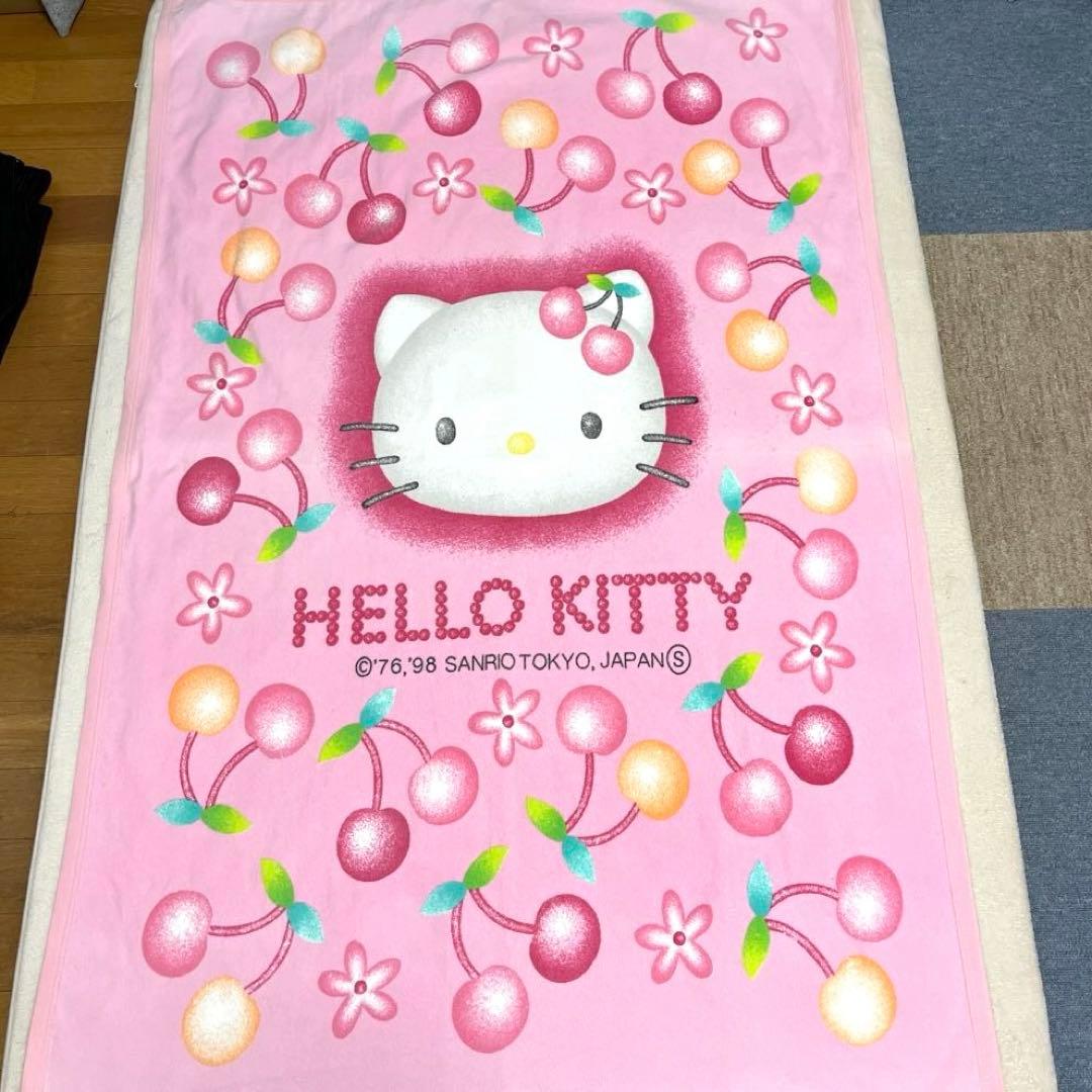 ハローキティ　平成レトロ　毛布　タオルケット　敷きパッド　3枚セット