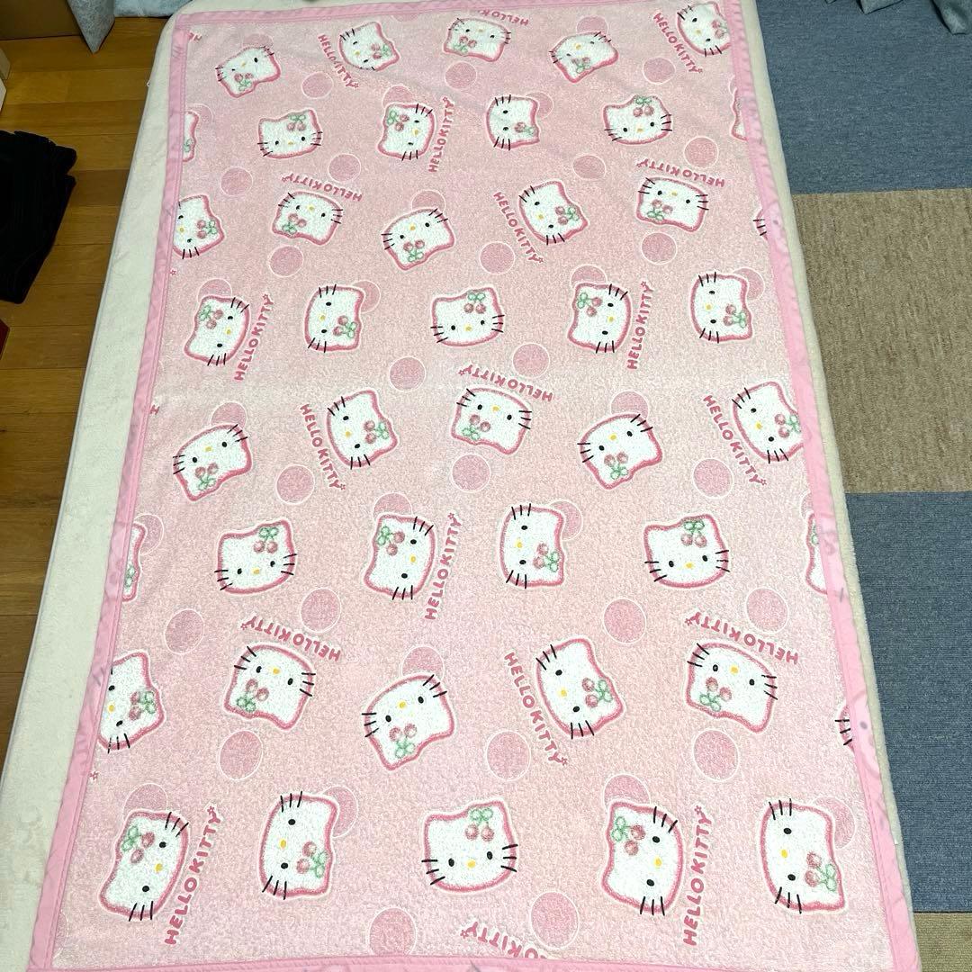 ハローキティ　平成レトロ　毛布　タオルケット　敷きパッド　3枚セット