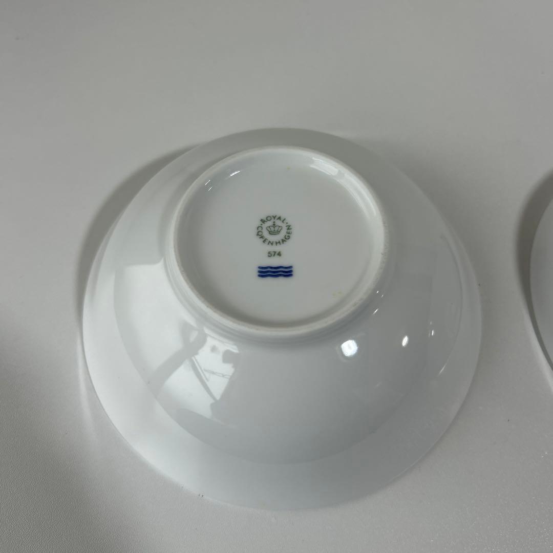 ロイヤルコペンハーゲン　ホワイトフルーテッド　ハーフレースボウル 574