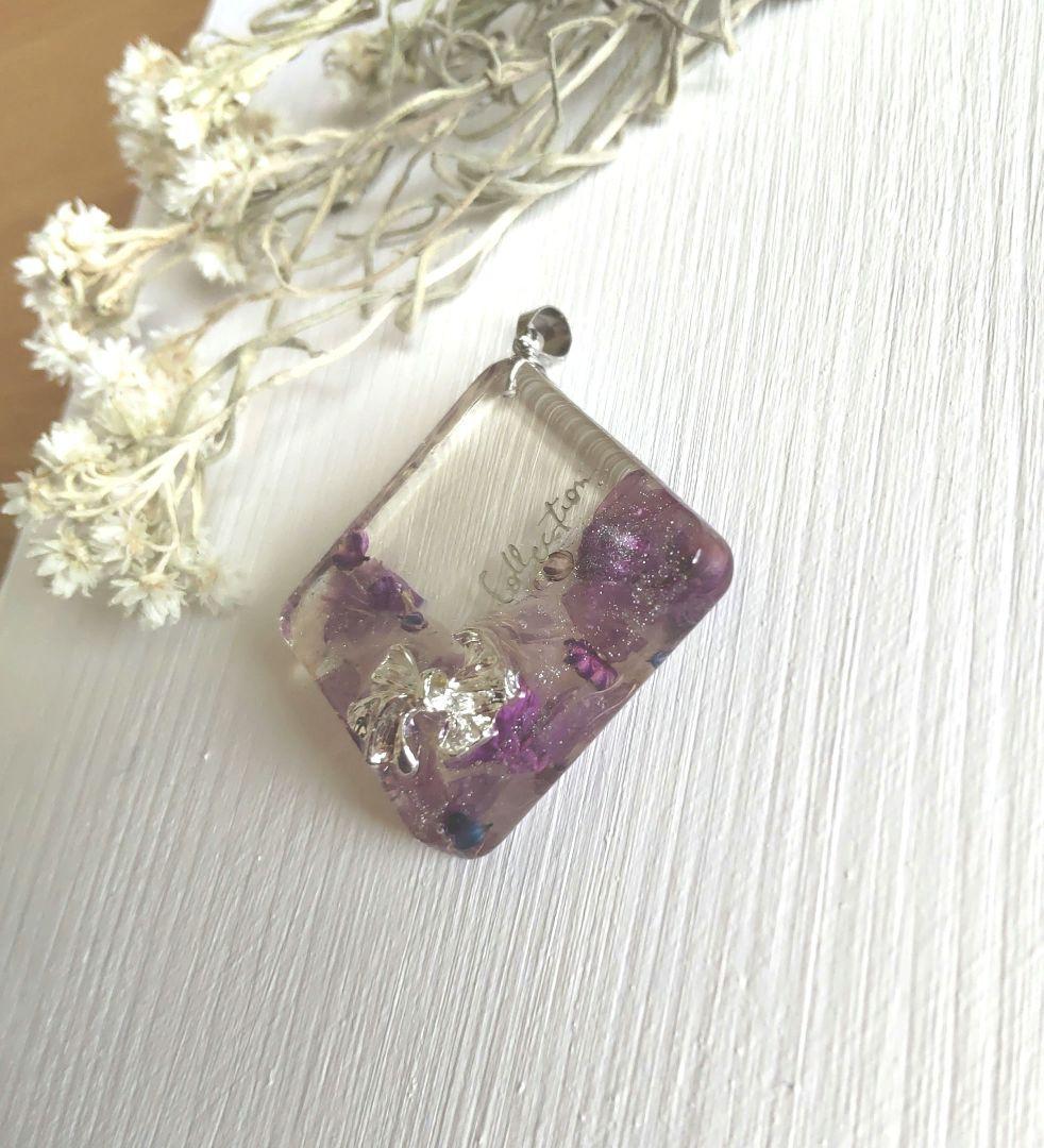 （ハンドメイド）レジンで作ったネックレスのトップNo.25