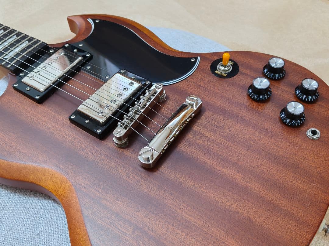 極超美品 Epiphone SG Standard ナチュラル 書斎で観賞用 - メルカリ
