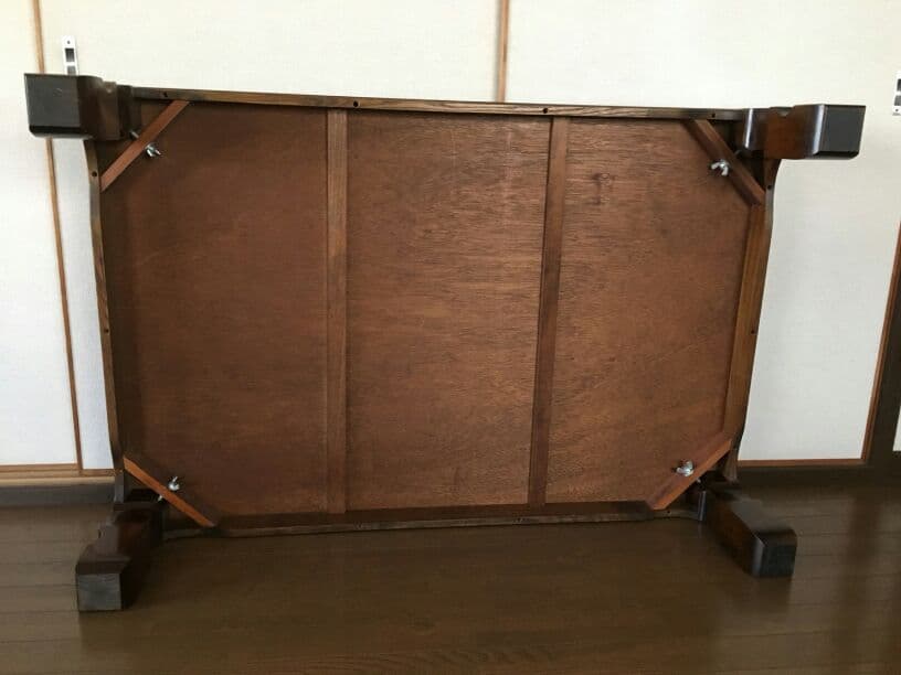 美しい木目調です。