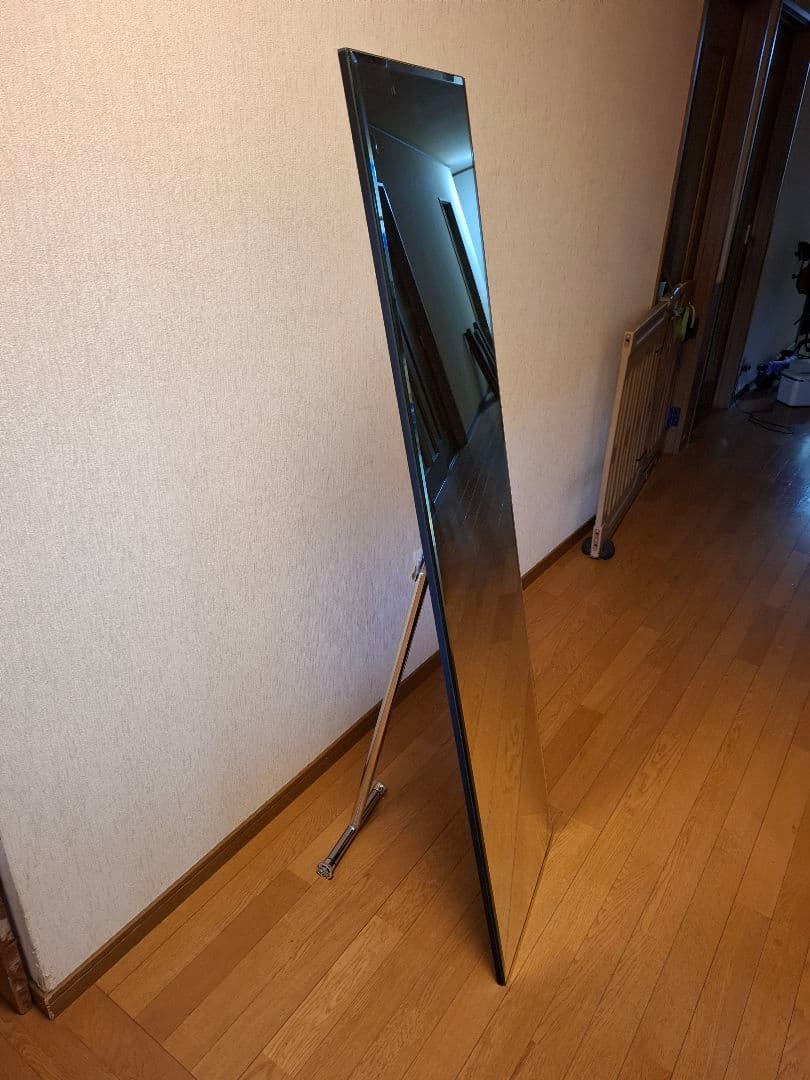 大きめスタンドミラー シンプルデザイン　ノンフレームミラー　姿見　全身鏡