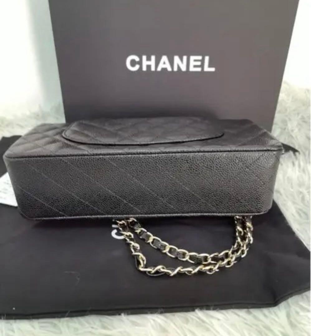 CHANEL ブラック キルティング ショルダーバッグ　ノベルティ