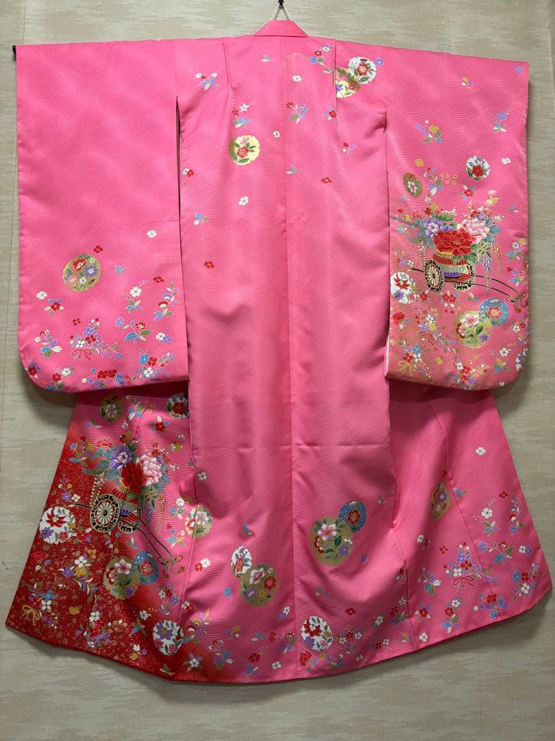 七五三　女の子着物セット　華やかピンク　花車　雪輪　金箔たたき　撫子