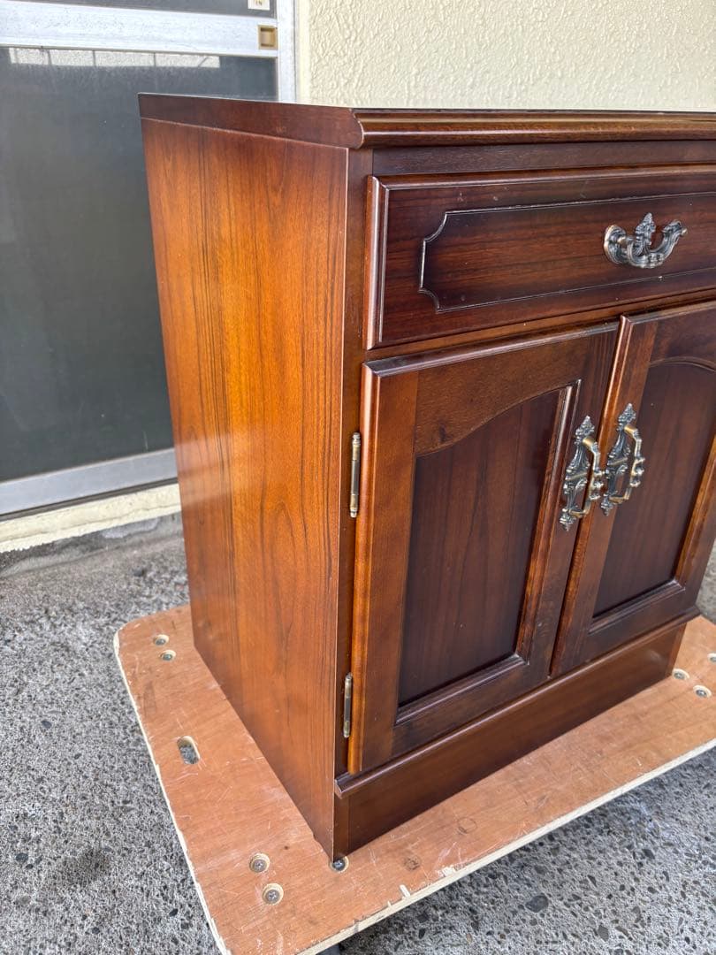 カリモク　コロニアル　チェスト　キャビネット