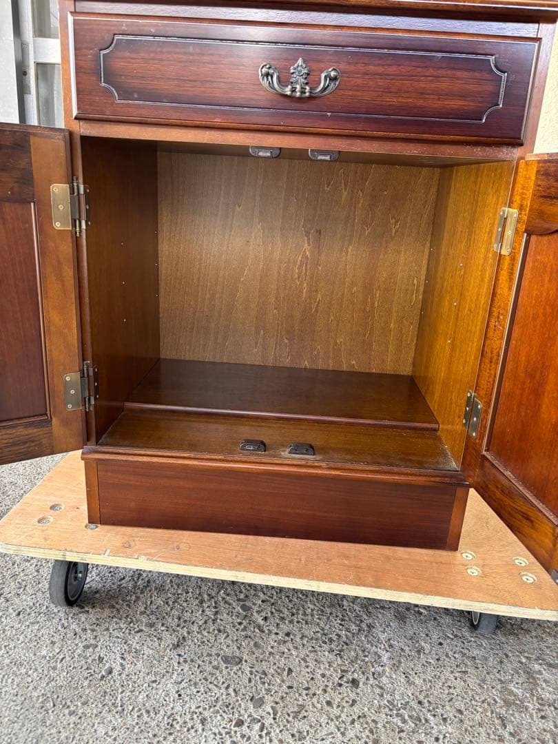 カリモク　コロニアル　チェスト　キャビネット