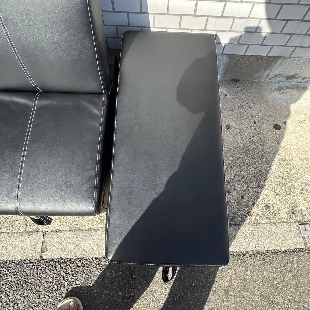 引き取り限定川口市 多機能ソファ　ソファベッド ドリンクホルダー　オットマン 黒