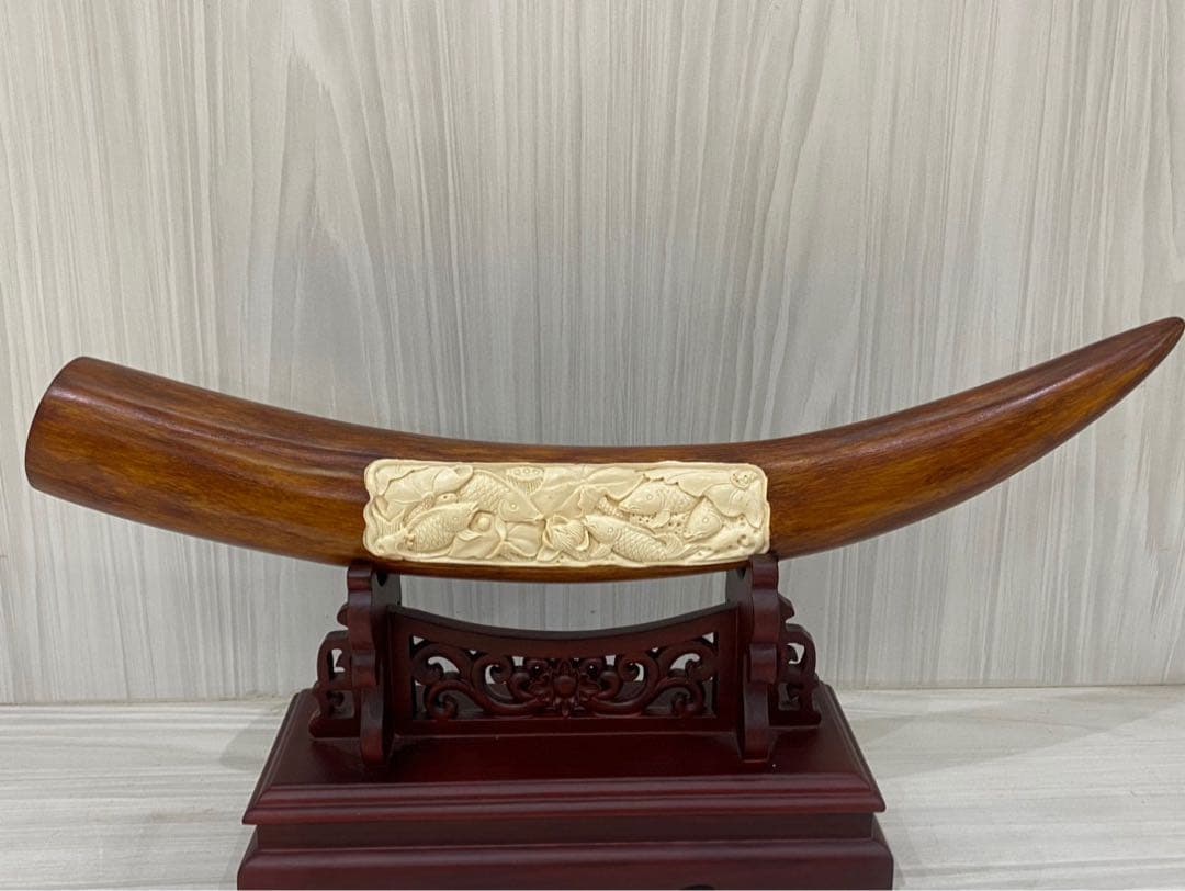 天然マンモス牙美しい手作り彫刻九鯉献瑞置物