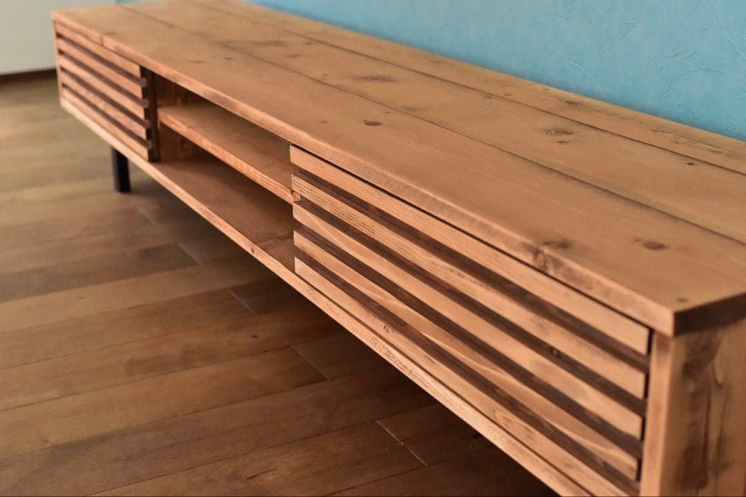 1台限定！直ぐ発送！】テレビボード180㎝サイド格子ミディアムブラウン鉄脚　無垢