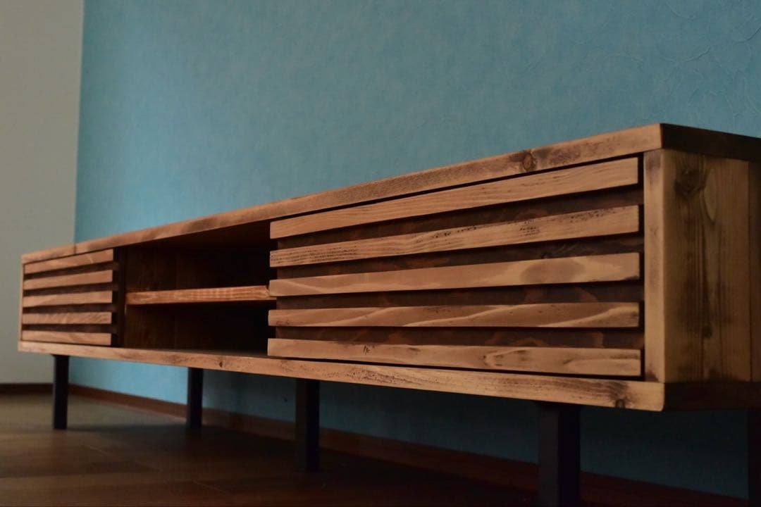 1台限定！直ぐ発送！】テレビボード180㎝サイド格子ミディアムブラウン鉄脚　無垢