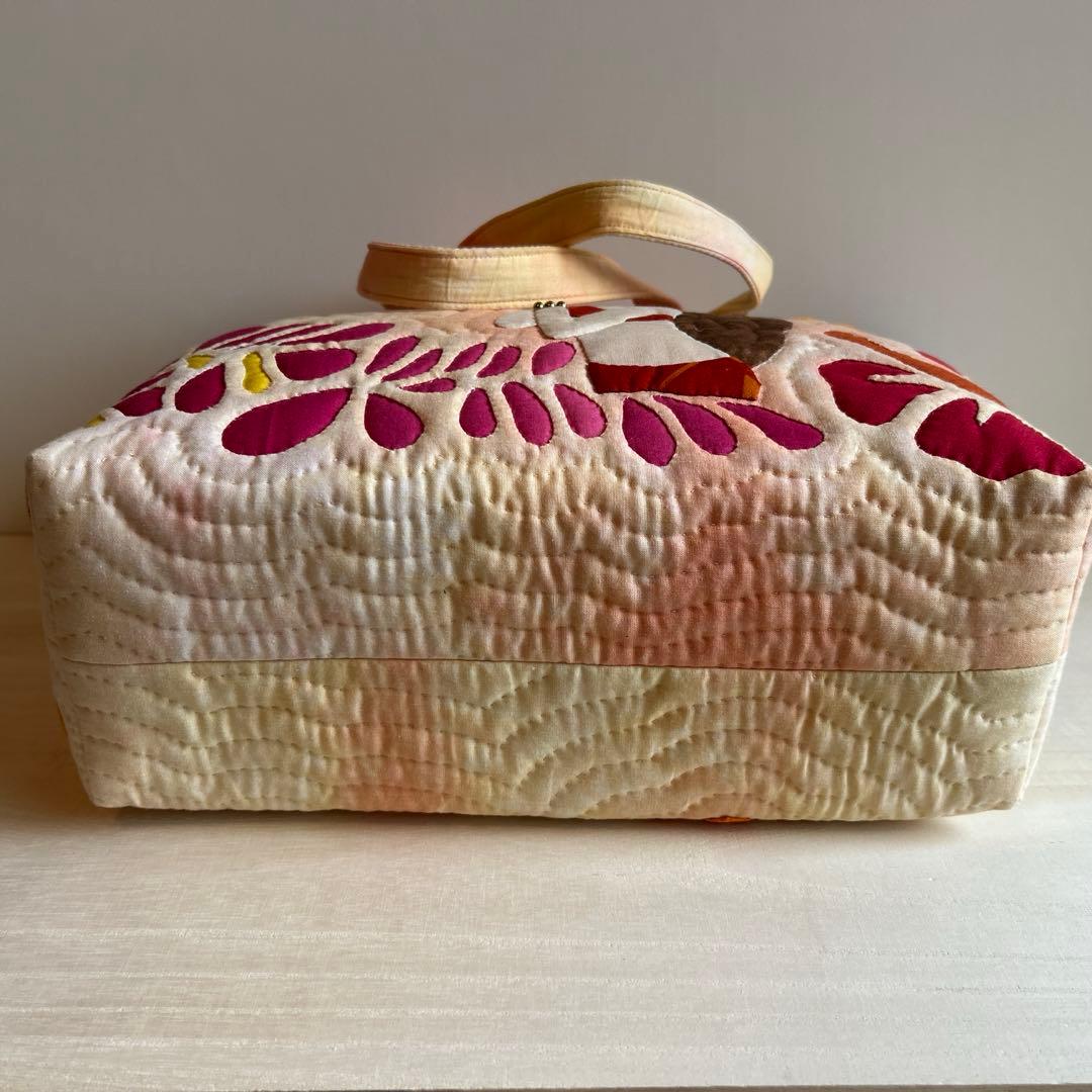 ハワイアンキルト　トートバッグ　（祈り）