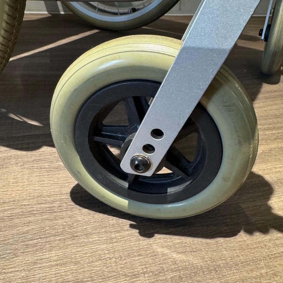 Swany Mini 自走用車椅子 世界最小クラス シルバー 2016年製 中古