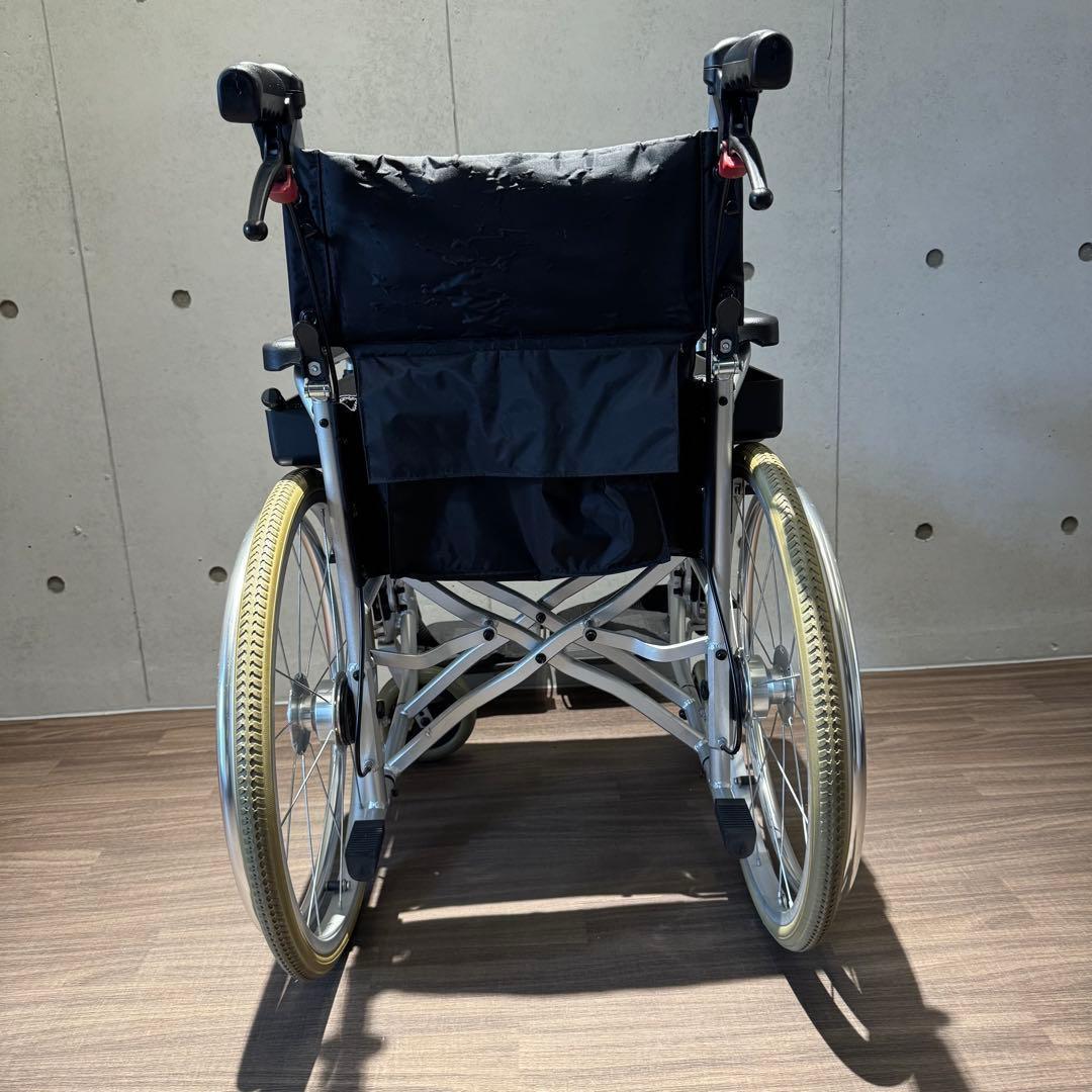 Swany Mini 自走用車椅子 世界最小クラス シルバー 2016年製 中古