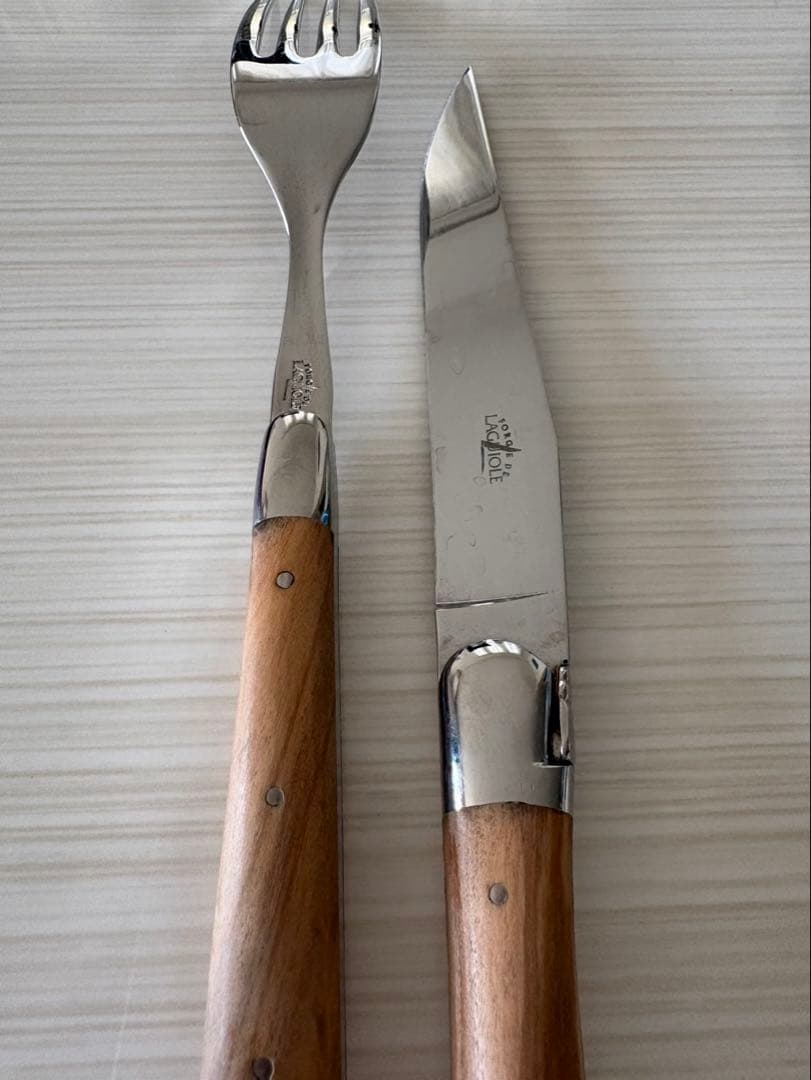 希少フォルジュドライヨール テーブルナイフフォークオリーブウッドセット