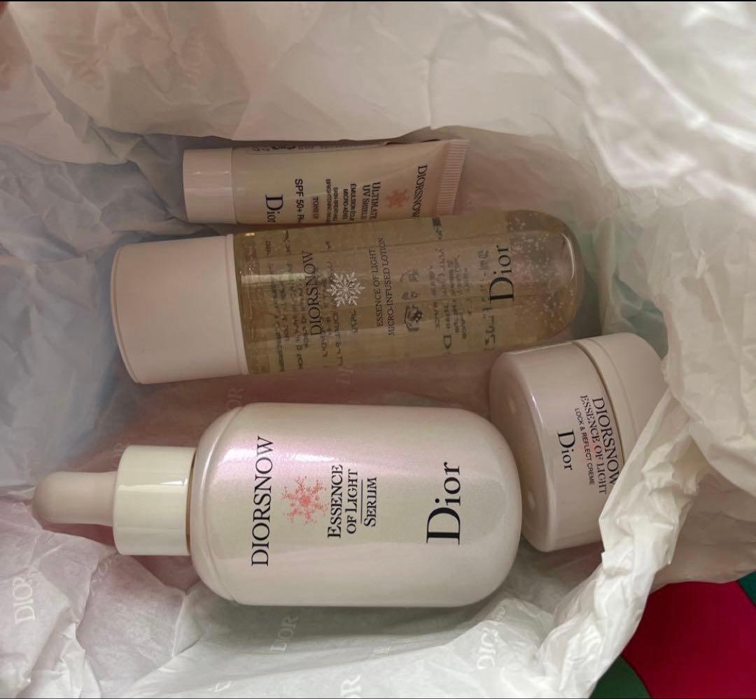 【正規品】ディオールスノーエッセンスホリデー(数量限定品) DIOR