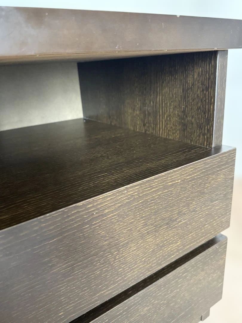 ベッドサイドボード木製コンセント付ダークブラウン