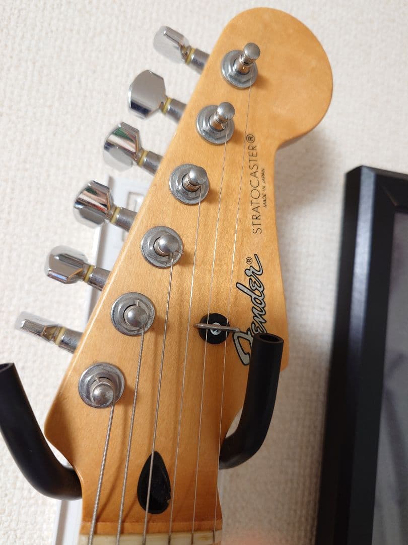 GW特価]Fender Japan フジゲン期 Stratocasterの通販はau PAY