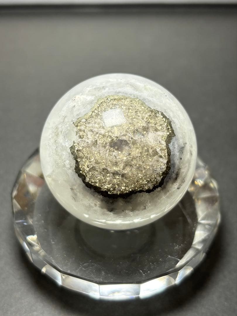 パイライトインフローライト　スフィア　4.22cm 天然石