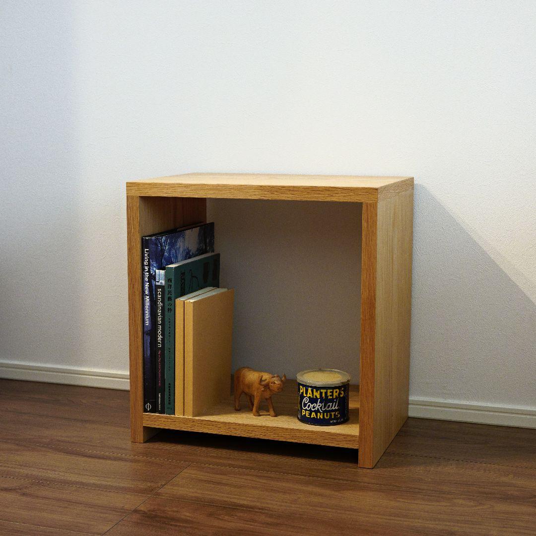 便利なオープンシェルフ　ナラ材突板合板