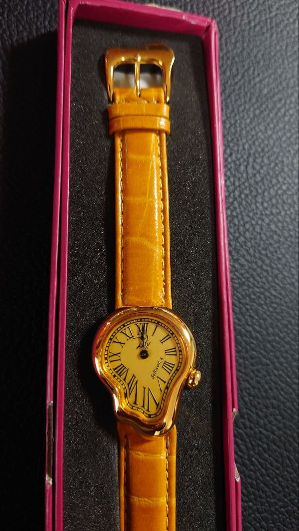 Salvador Dalí 腕時計 サルバドール　ダリ　希少色？★未使用★