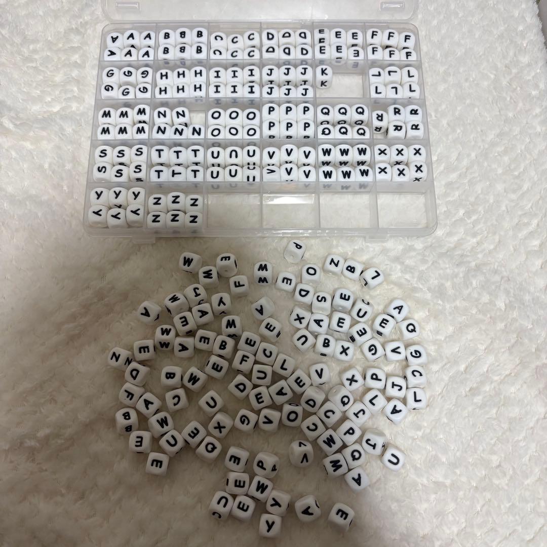 歯固めジュエリー　パーツ　シリコンビーズ　木製パーツ　まとめ売り