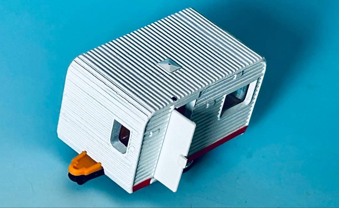 トミカ黒箱 65 キャンピングカー