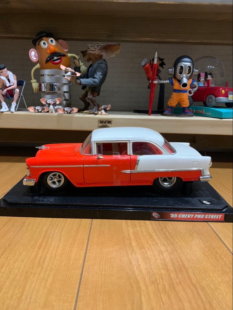 ホットウィール　シボレーベルベア　55年プロストリート