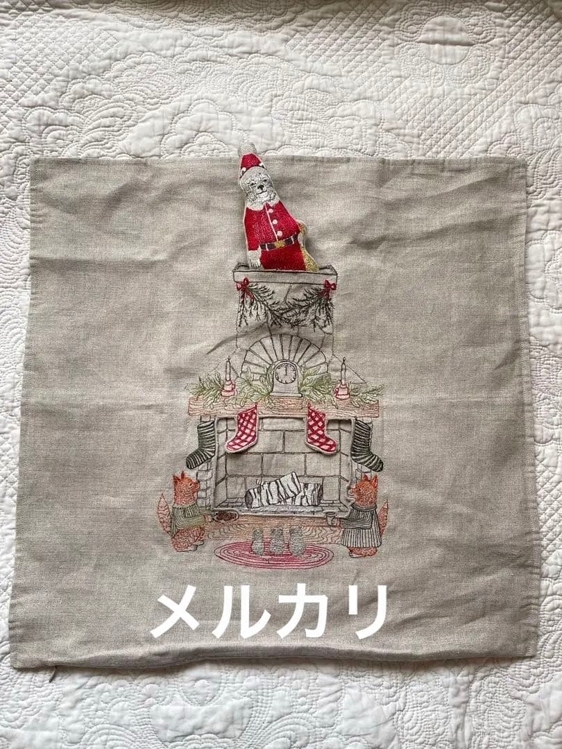 新品　コーラル&タスク　50cm角クッションカバー　クリスマス